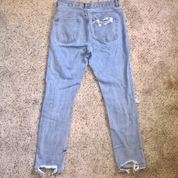 Brandy Melville Distressed Boyfriend Jeans - Picture 3 of 4